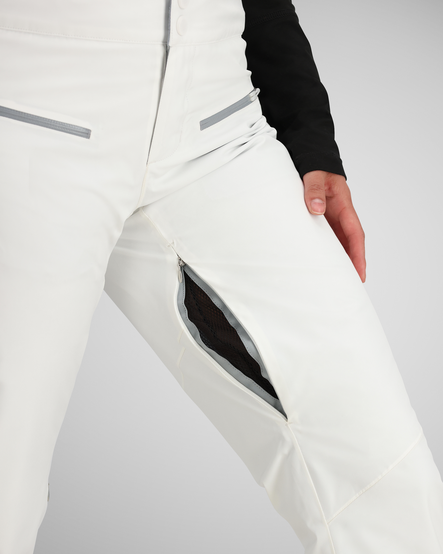 White | 8 / DET3