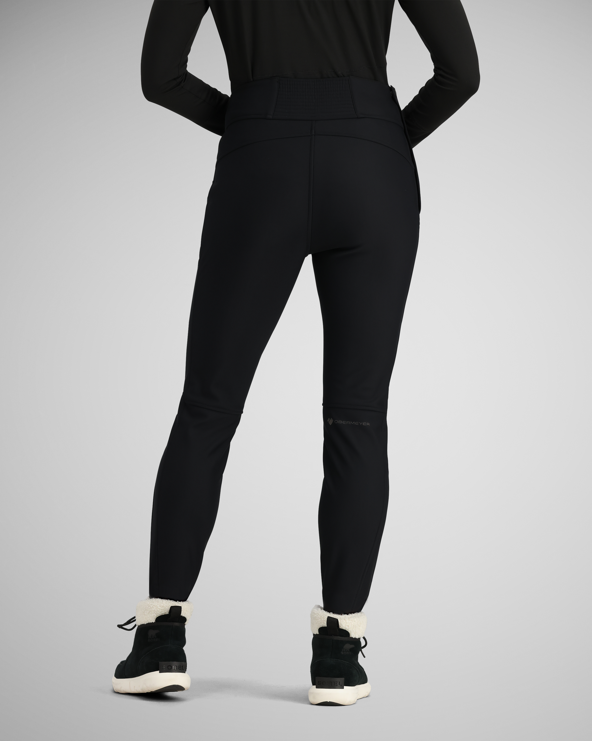 Black | 4 / MODBCK