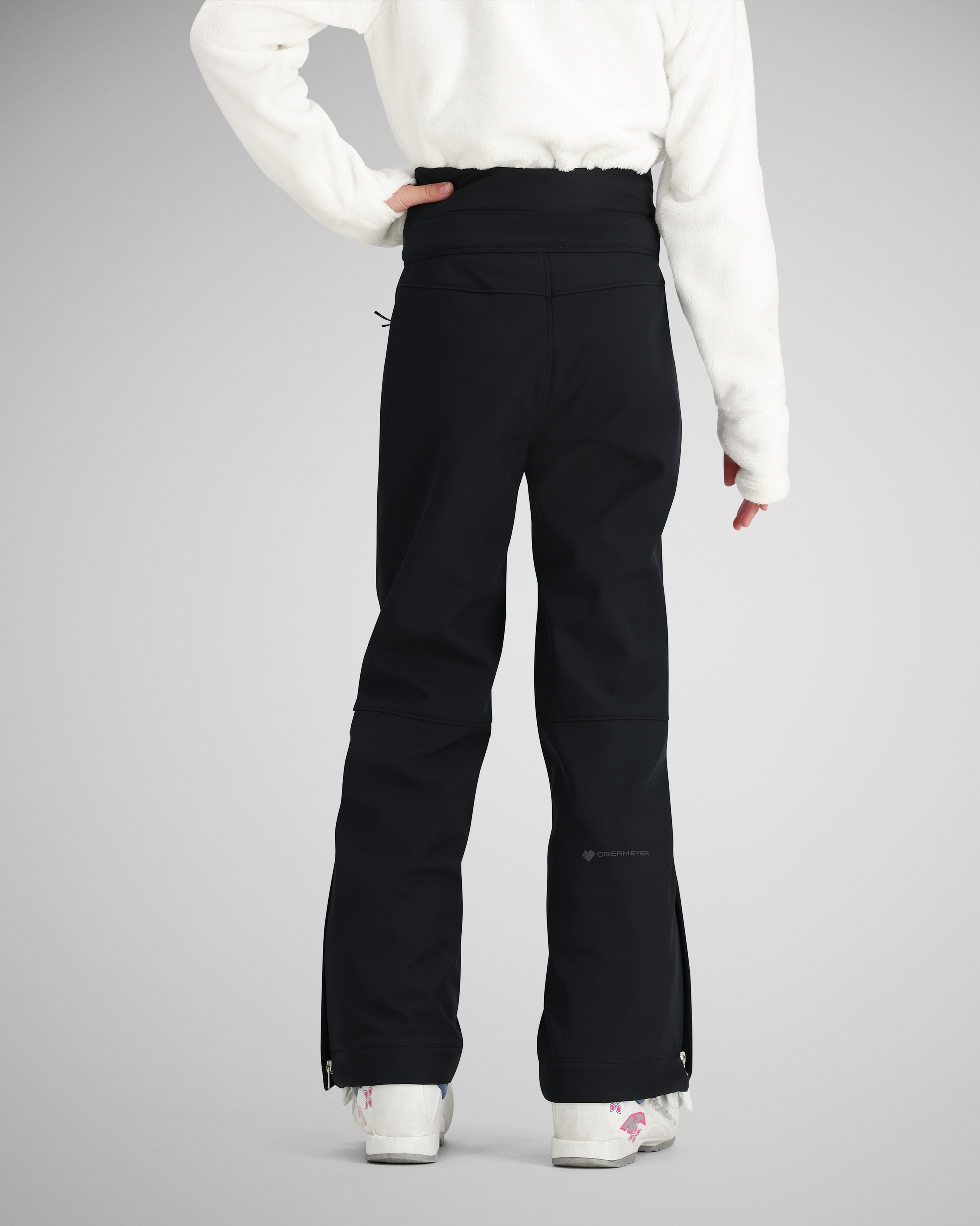 Black | 4 / MODBCK